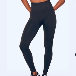 SET Active Black Leggings